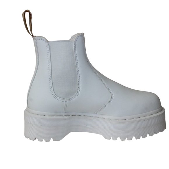 Dr. Martens VEGAN quad mono White Chelsea Boots Women's 8 MEW! - Picture 6 of 10